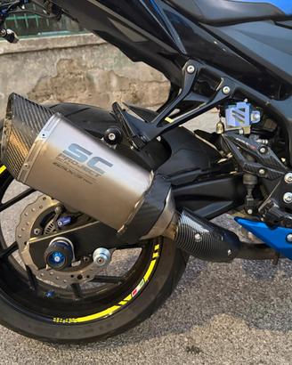GSX s 750