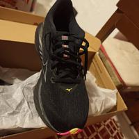Scarpa mizuno Wave rider 28 - taglia EU39