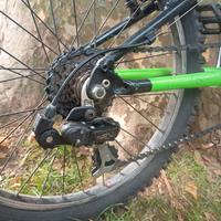 Mountain bike specialized hot rock 20 