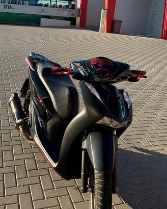 Honda sh 125 sport
