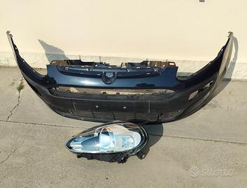 Paraurti anteriore e fanale Fiat Grande Punto
