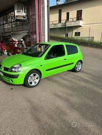 Clio Mk2