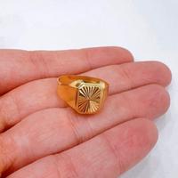 Anello scudo in oro giallo 18kt 750