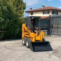 P191 - Mini Pala GEHL SL 1625