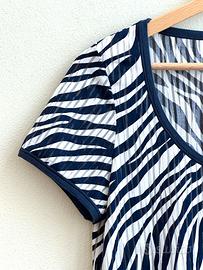 T-shirt estiva donna zebrata blu e bianca Janira t
