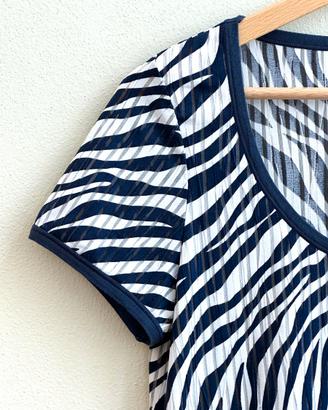 T-shirt estiva donna zebrata blu e bianca Janira t