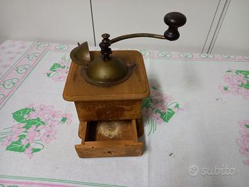macina caffè vintage antico antiquariato