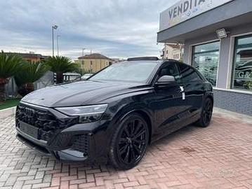 Nuova Audi Q8 S line 2024 per ricambio
