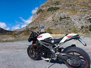 Triumph speed triple 1050 rs 2021