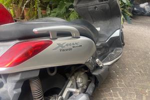 Yamaha X-Max 250 - 2010