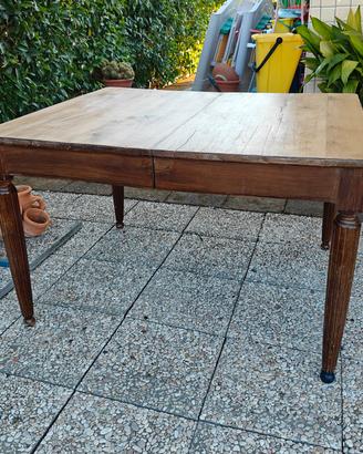 tavolo in legno