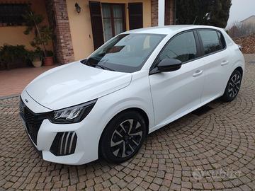 Peugeot  208