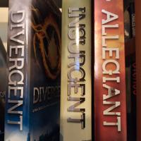 Trilogia di Veronica Roth: Saga di Divergent