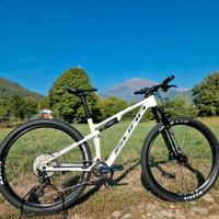 MTB  29 Full Sunn Shamann Carbonio Francia my 2026