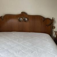 Camera da letto completa in legno anni 70