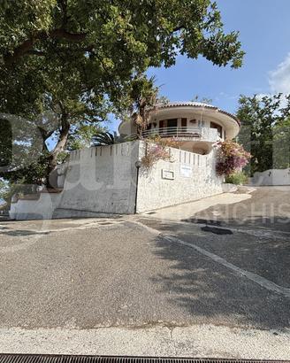 Appartamento Falconara Albanese