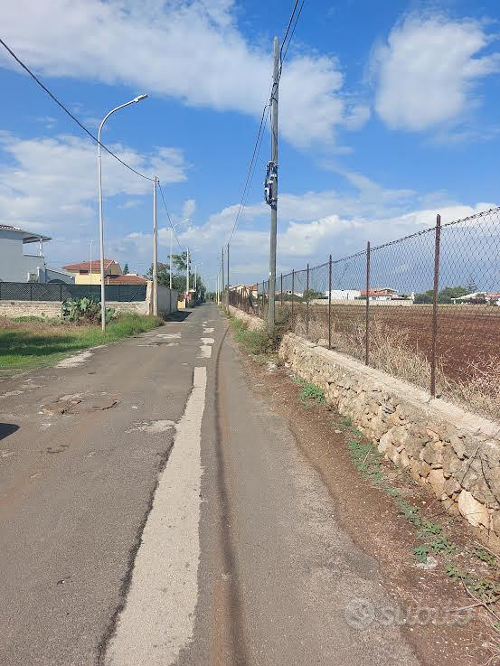 LOTTO DI 1800 MQ ZONA ARENELLA - Vista 5