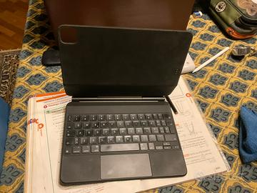Apple Magic Keyboard 11 (no M4)