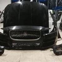 Jaguar xe 2020 musata frontale completa