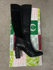 Stivali neri alti GMV