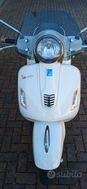 Vespa 300Gts i.e.
