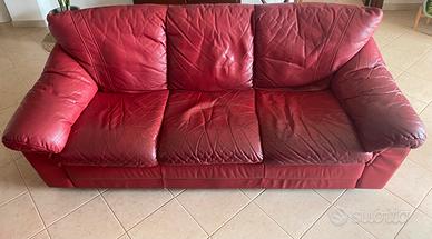 Divani in pelle rossa 2/3 posti