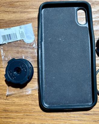 iPhone XS quad Lock