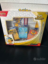 Pokemon 30 anniversario set con poster sigillato