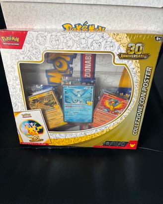 Pokemon 30 anniversario set con poster sigillato