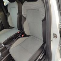 Sedile anteriore sx RENAULT CLIO del 2024