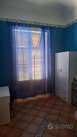 Locasi stanza a studentessa o lavoratrice