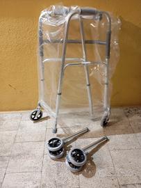 Deambulatore pieghevole nuovo 
