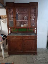 mobile - credenza antica estaurata