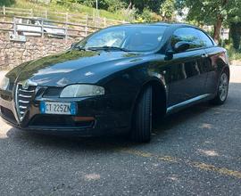 Alfa romeo gt - 2005
