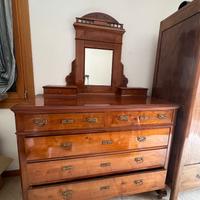 Camera da letto classica anni 1900 antica