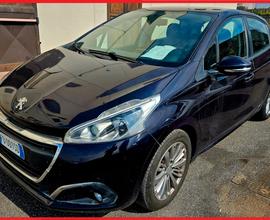 Peugeot 208 PureTech 82 5 porte Allure