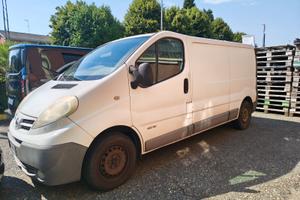 Nissan Primastar 2.5 dCi L2H1 - 289.000 km