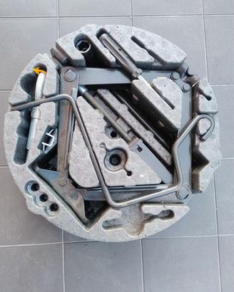 Kit Cric e Attrezzi Ruota di Scorta Originale Opel