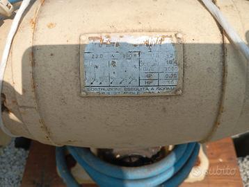 Smerigliatrice da banco