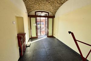 NEGOZIO A MANDELLO DEL LARIO