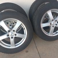 HYUNDAI  IX35 CERCHI IN LEGA + GOMME INVERNALI