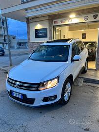 Volkswagen Tiguan 2.0 TDI 140 CV Sport & Style Blu