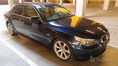 BMW Serie 5 (E60/61) - 2003 525i