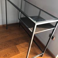 Tavolo IKEA per pc portatile in vetro