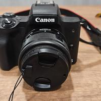 Canon eos m50  obiettivo originale + ob 55-20]