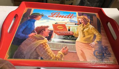Vassoio in legno lindt