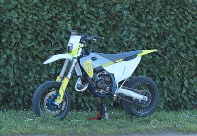 Husqvarna TC 125 Motard