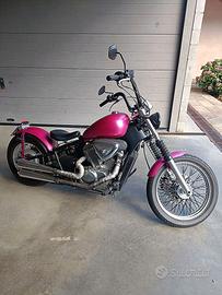 Moto custom Honda Shadow 600