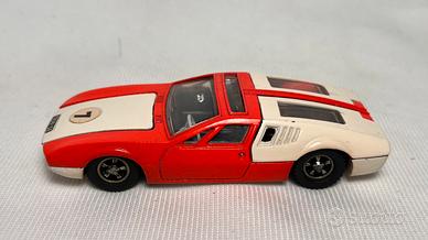 Dinky toys 187 De Tomaso Mangusta