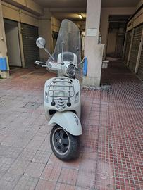 Piaggio Vespa 300 GTS hpe - 2020